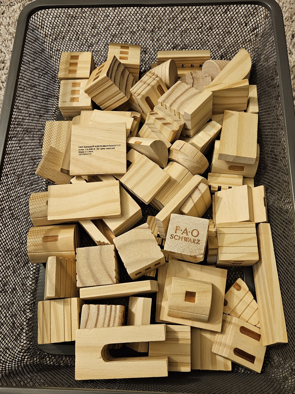 FAO Schwarz 75 Piece Natural Wood Building Blocks - Light Wood Set